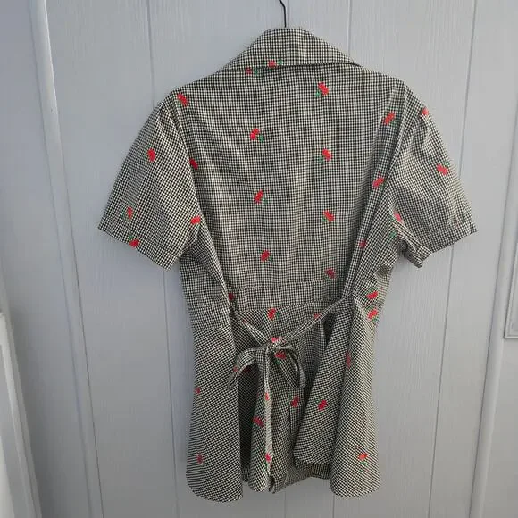 Hemet Cherry Gingham Button Front Top Size 3X – Rockabilly, Pinup, Cottagecore - Picture 7 of 7